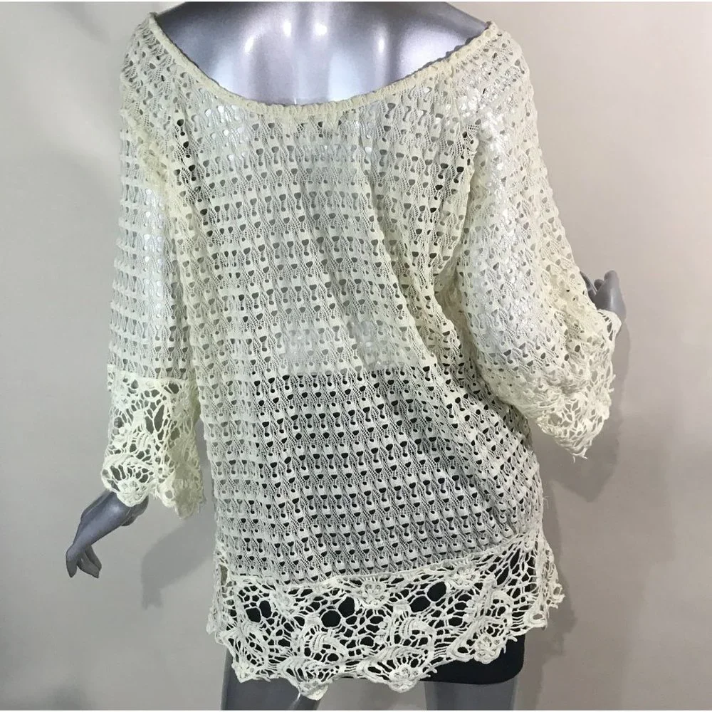 Umgee Women's Medium Open Knit Tunic Top Creamy Beige Off White Lace Detail Bell